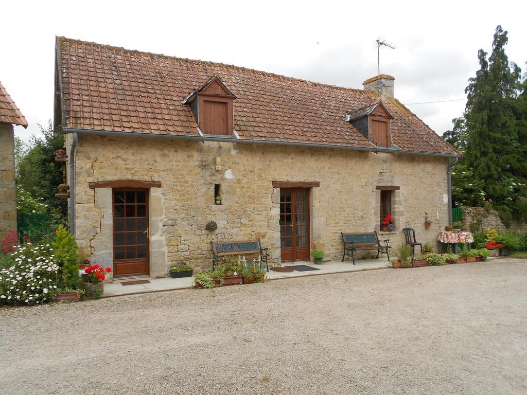 Ferme Manoir La Fiere Bed and Breakfast Sainte-Mère-Église Esterno foto