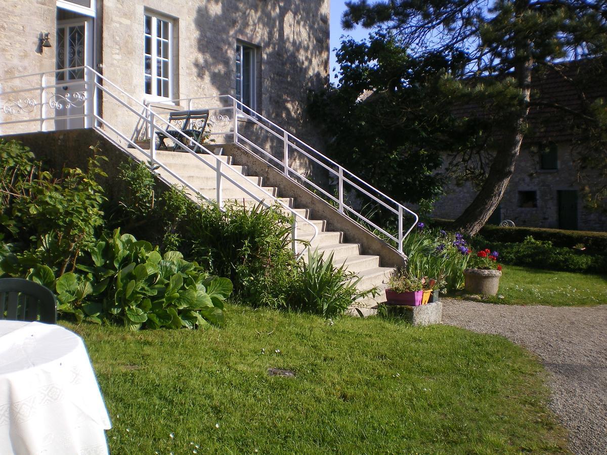 Ferme Manoir La Fiere Bed and Breakfast Sainte-Mère-Église Esterno foto