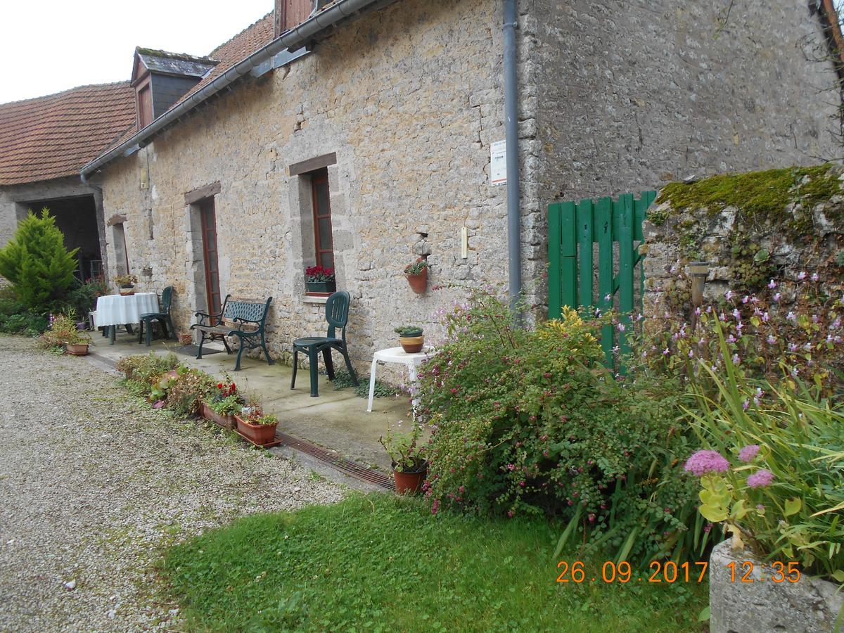 Ferme Manoir La Fiere Bed and Breakfast Sainte-Mère-Église Esterno foto